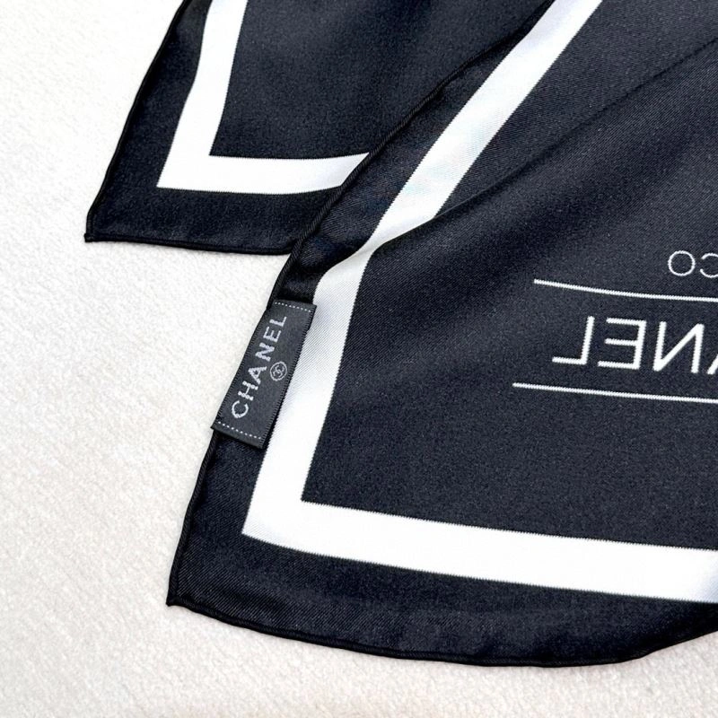 TechFriendly Chanel Scarf 271274