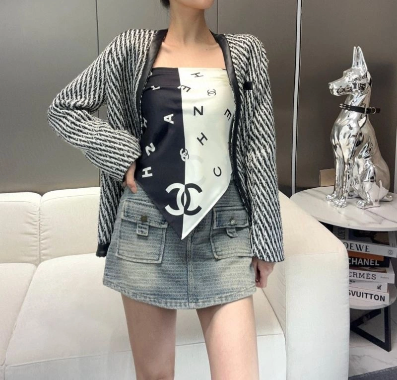 Chanel Scarf Functional 271257