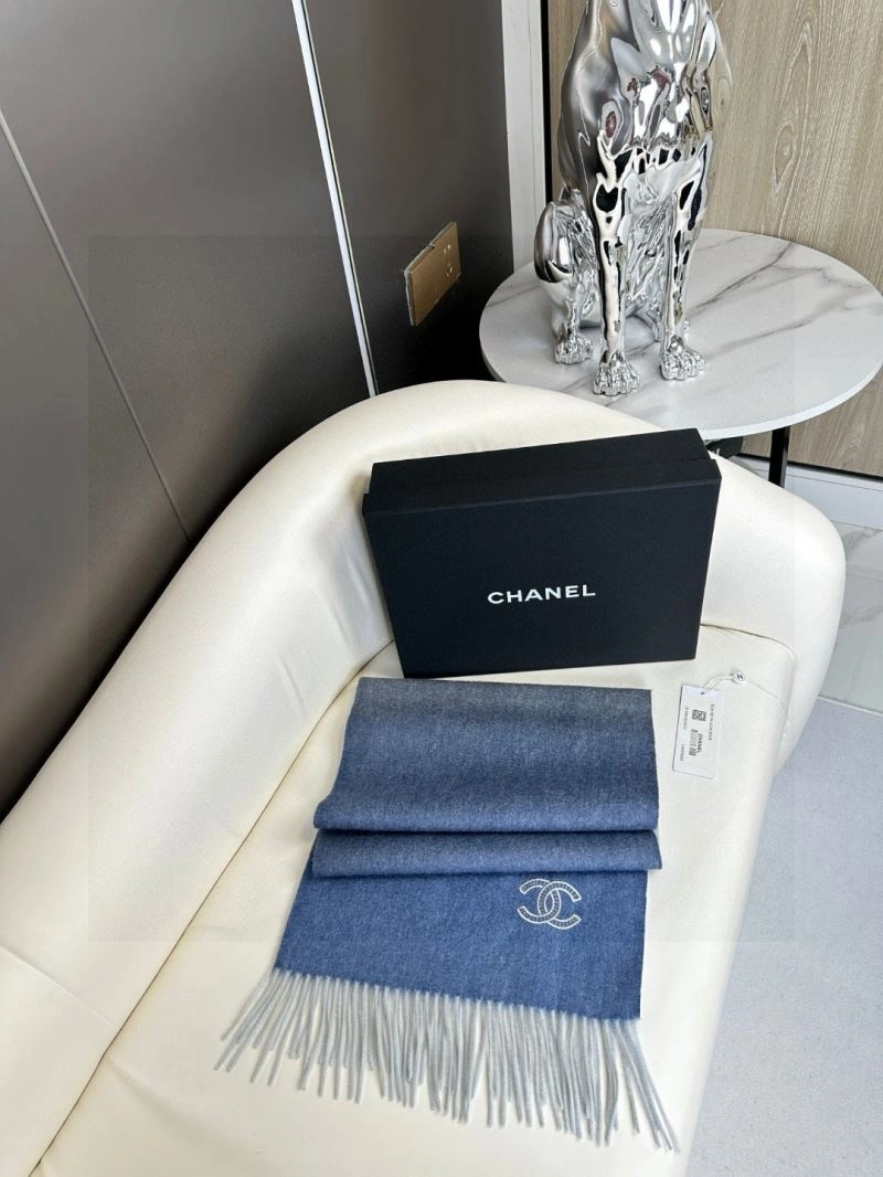 WeatherProof Chanel Scarf 271239