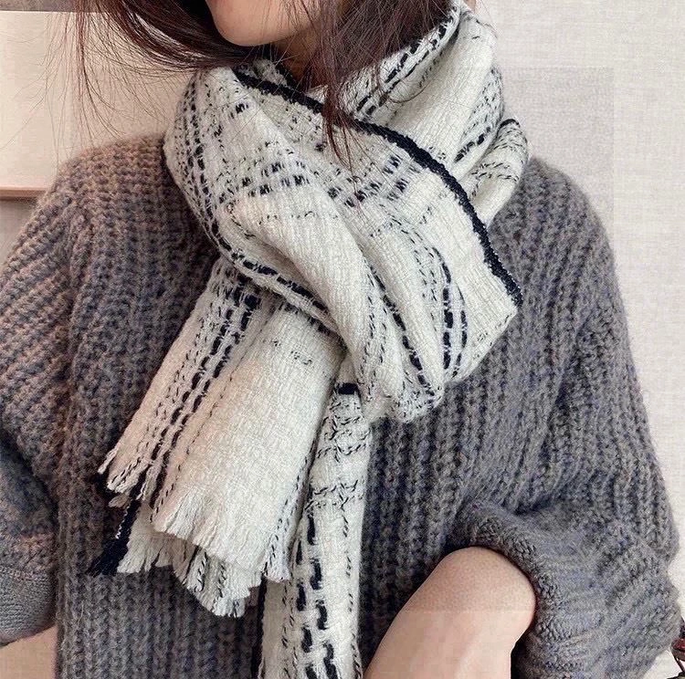 Chanel Scarf Modern 271263