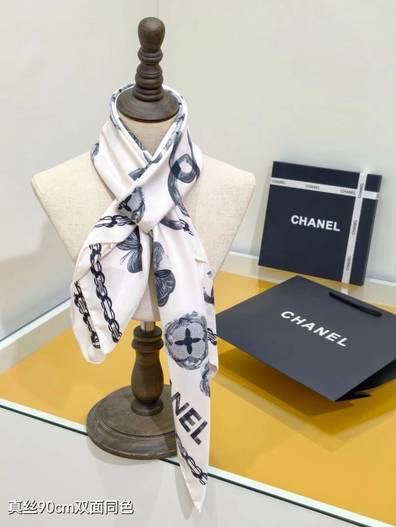 Trendsetting Chanel Scarf 271213