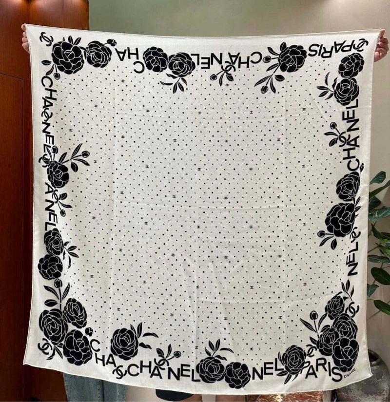 FreshLook Chanel Scarf 271208