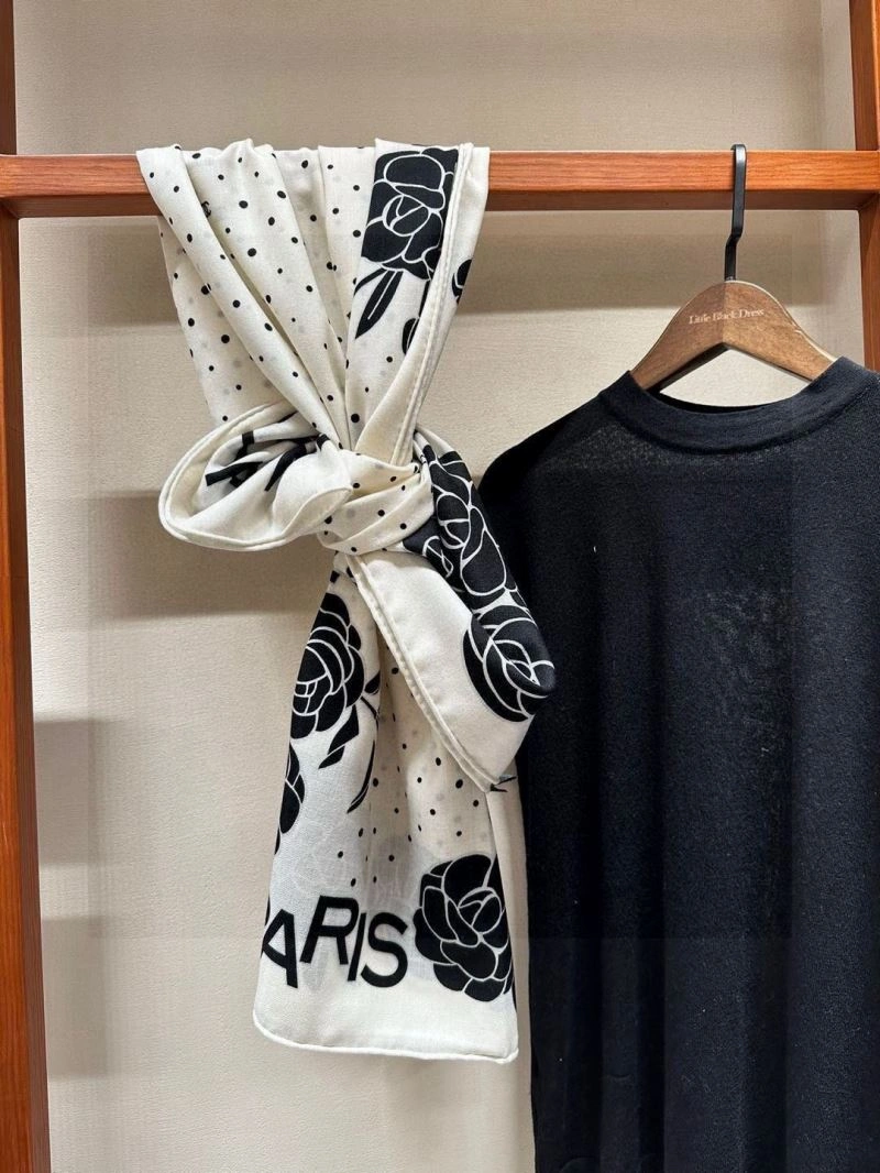 FreshLook Chanel Scarf 271208