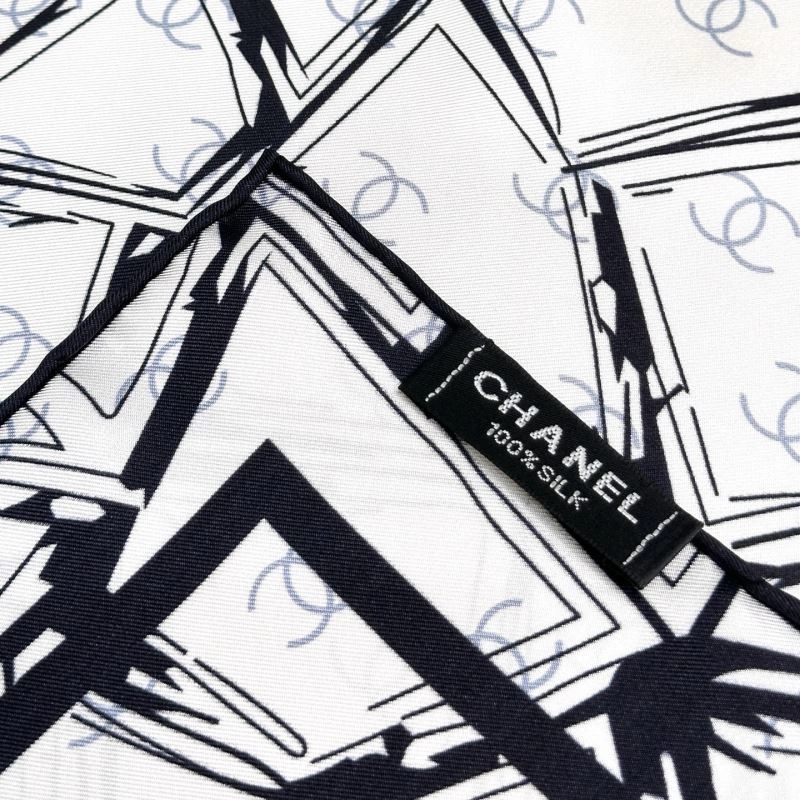 Supportive Chanel Scarf 271206