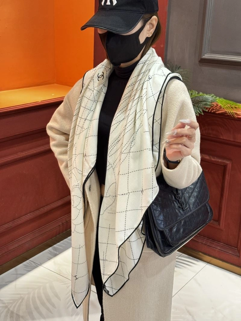 Chic Chanel Scarf 272003