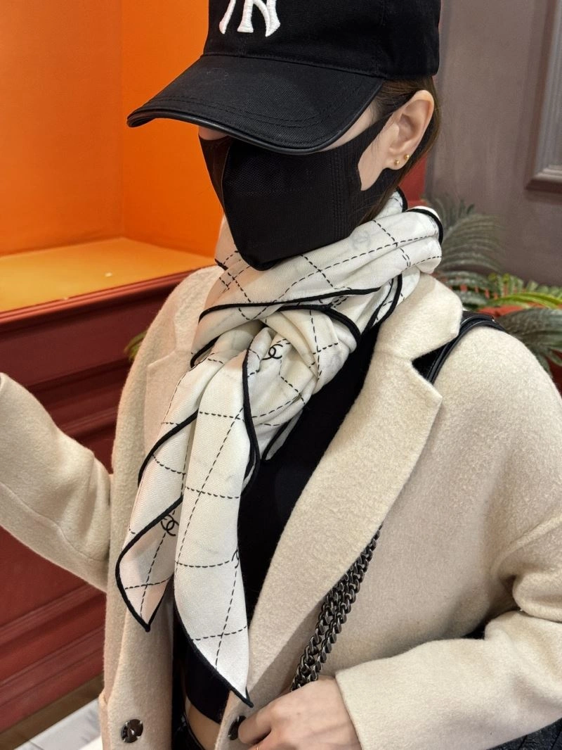 Chic Chanel Scarf 272003