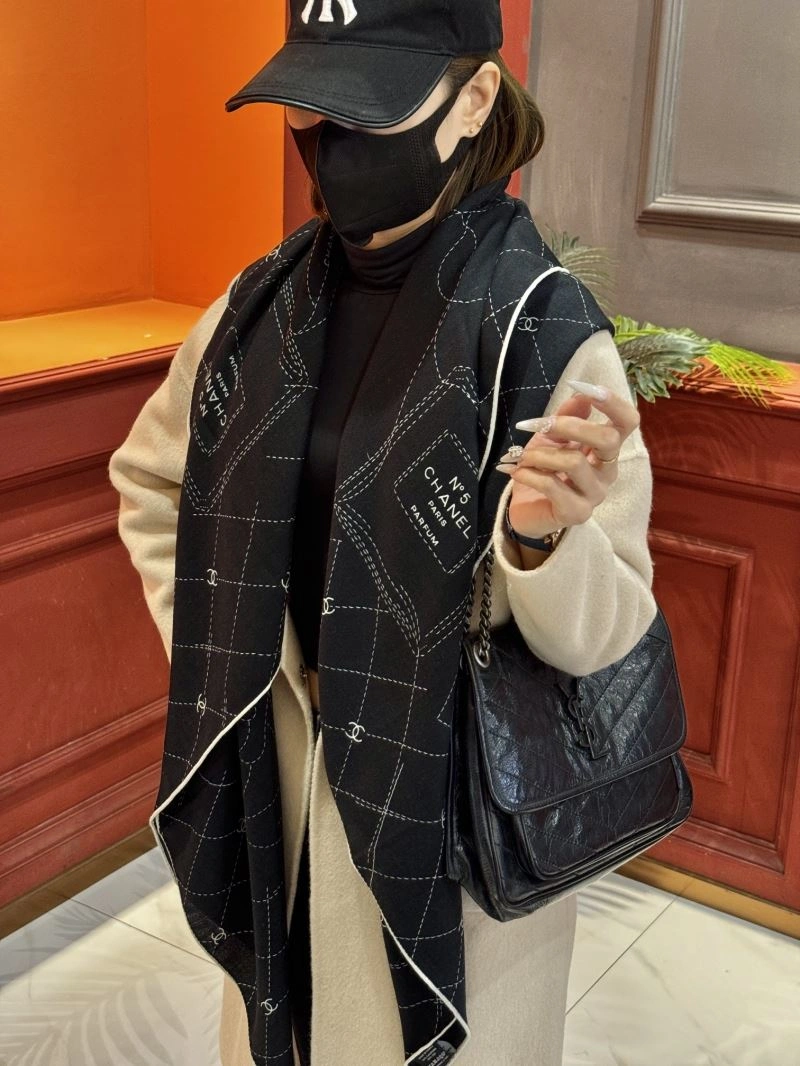 ModernLook Chanel Scarf 272001