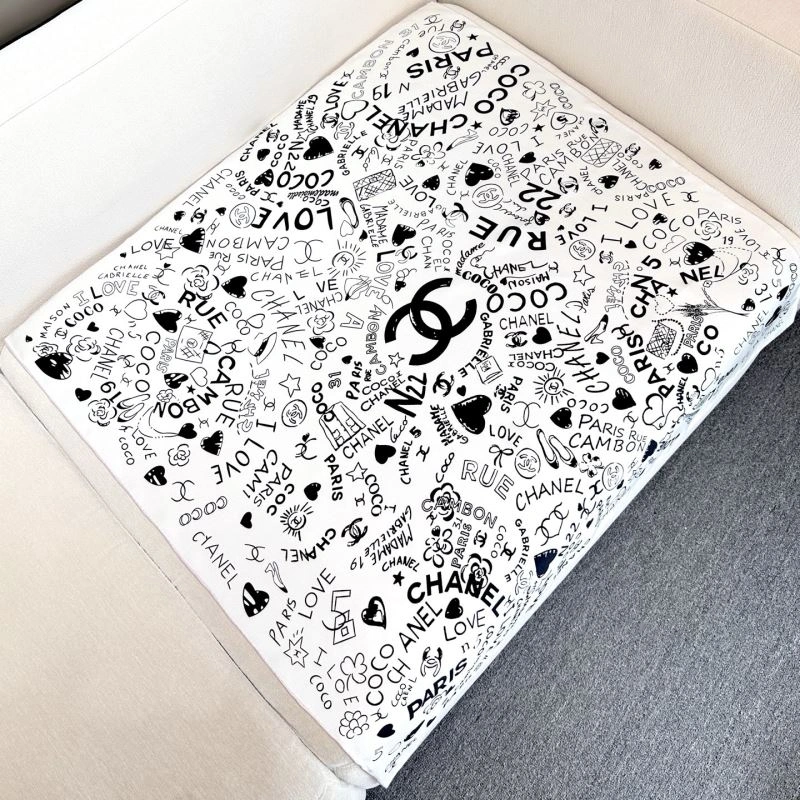 Chanel Scarf Sporty 272009