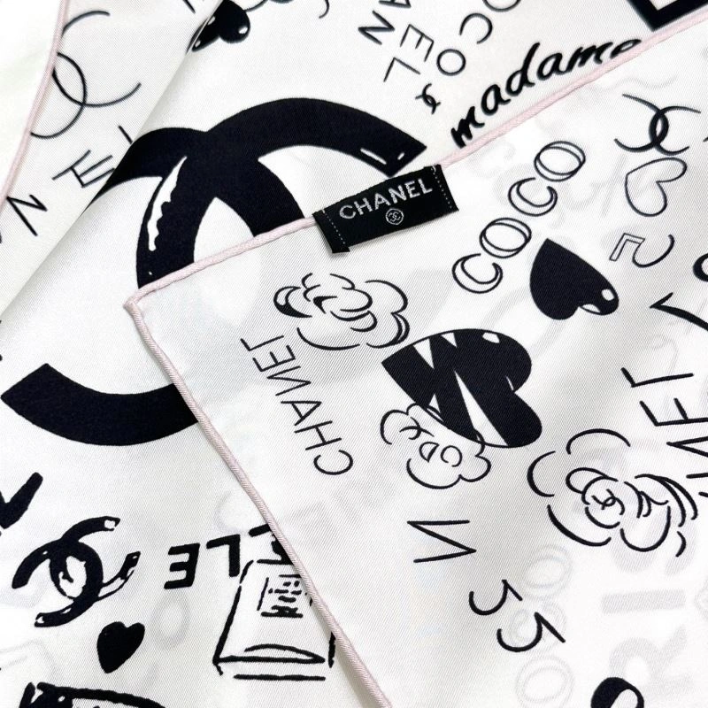 Chanel Scarf Sporty 272009