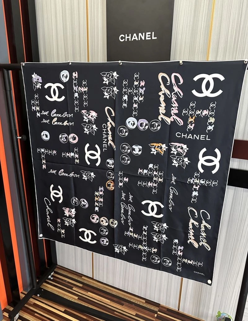Sleek Chanel Scarf 272005