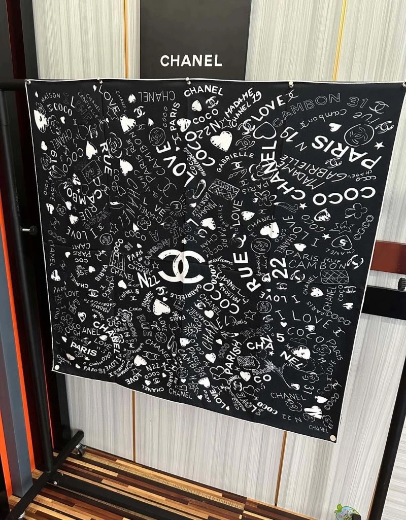 Chanel Scarf Unique 272010