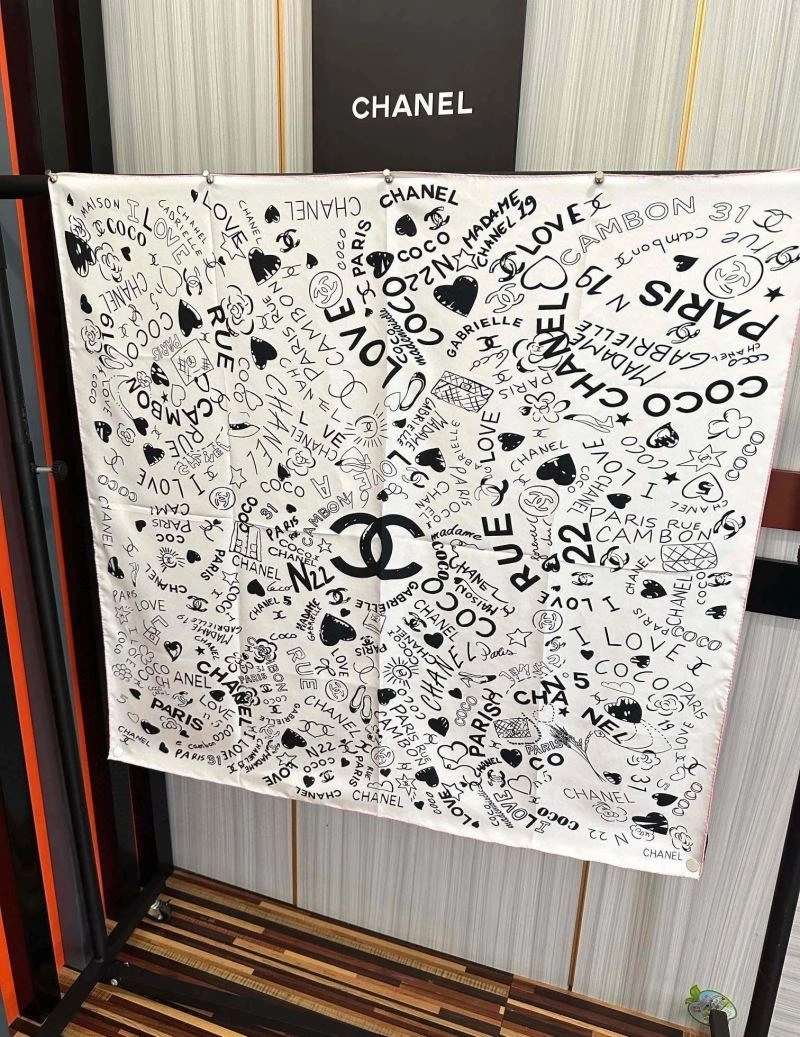 Bold Chanel Scarf 272016
