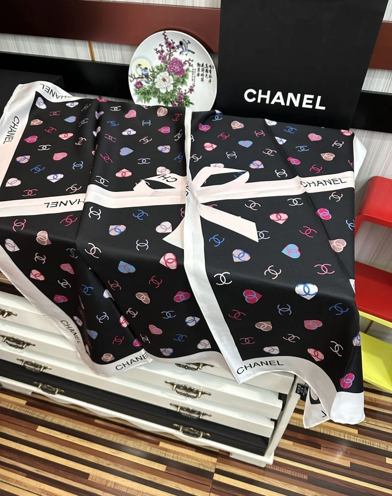 TimelessDesign Chanel Scarf 272015