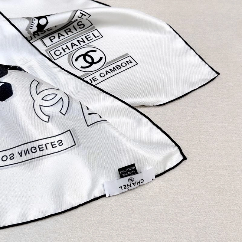 Chanel Scarf Supportive 272024