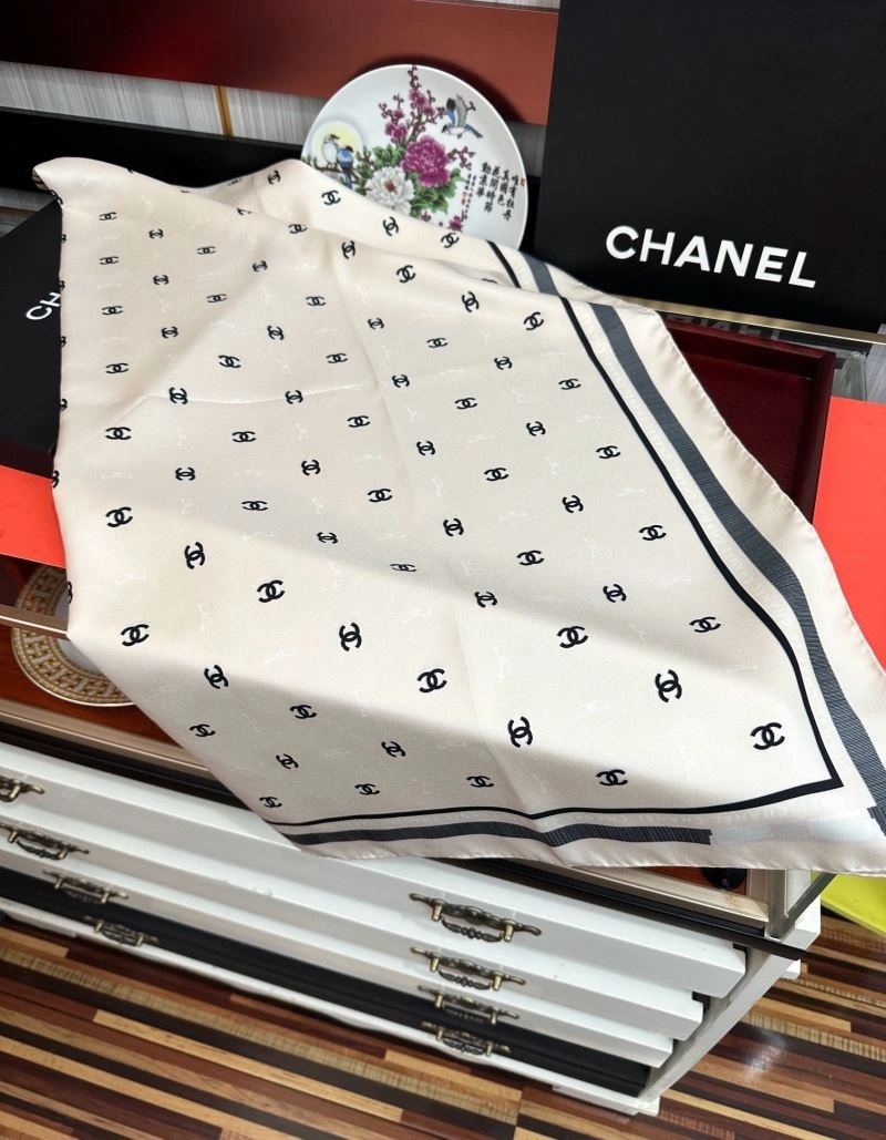 Chanel Scarf Sophisticated 271994