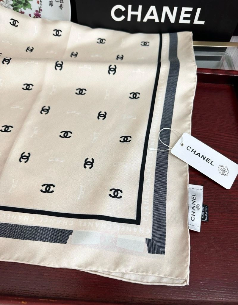 Chanel Scarf Sophisticated 271994