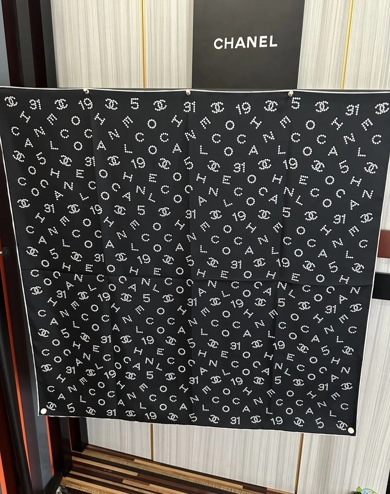 TechFriendly Chanel Scarf 272017