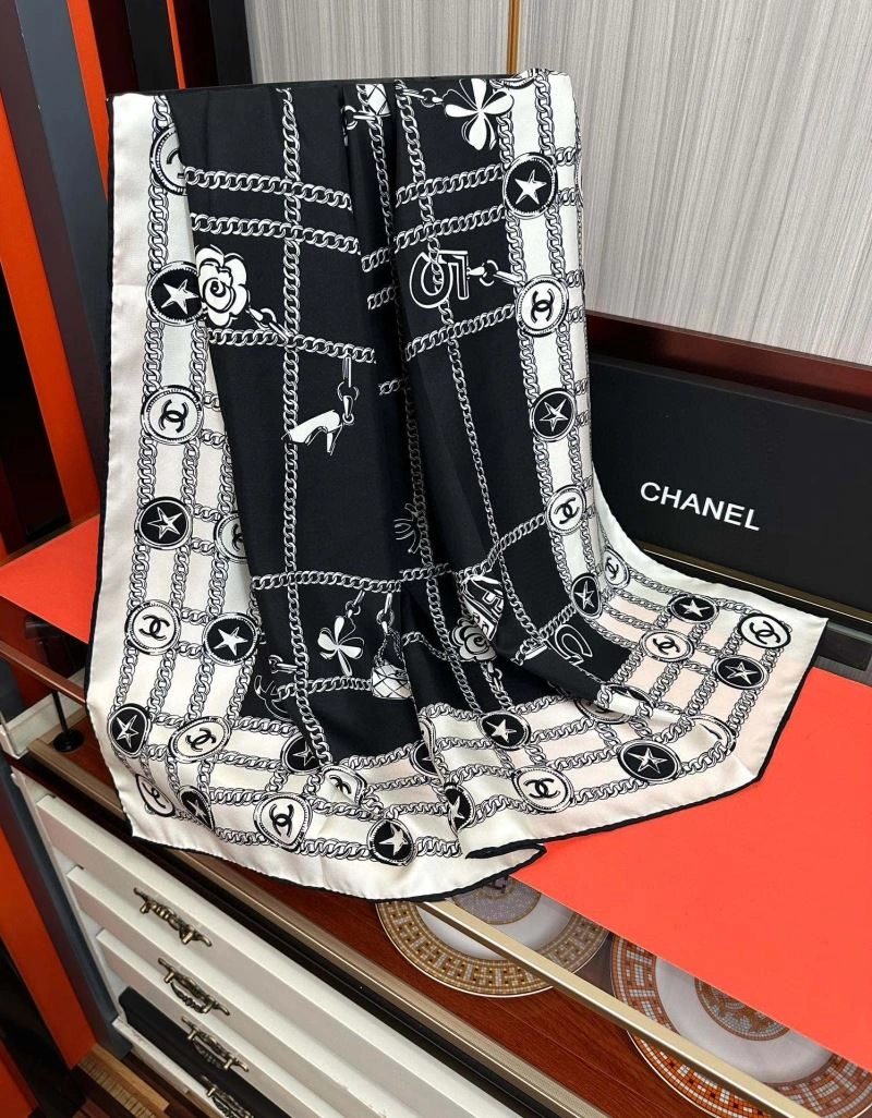 Chanel Scarf TechFriendly 271997