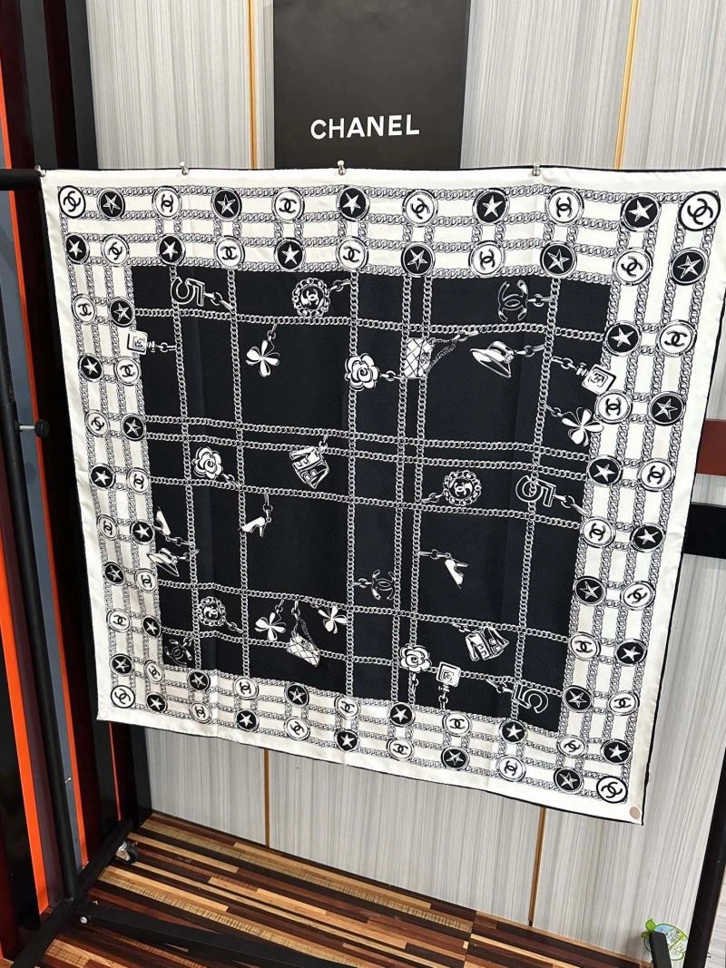 Chanel Scarf TechFriendly 271997