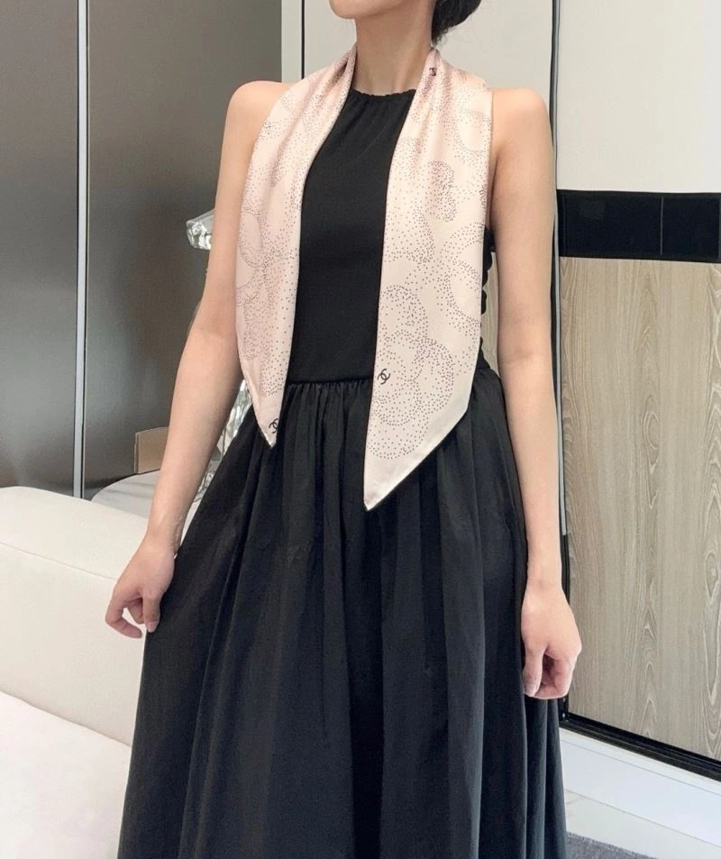 Sporty Chanel Scarf 271993