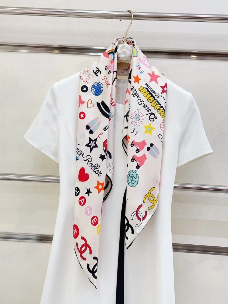 Chanel Scarf MoistureWicking 272019
