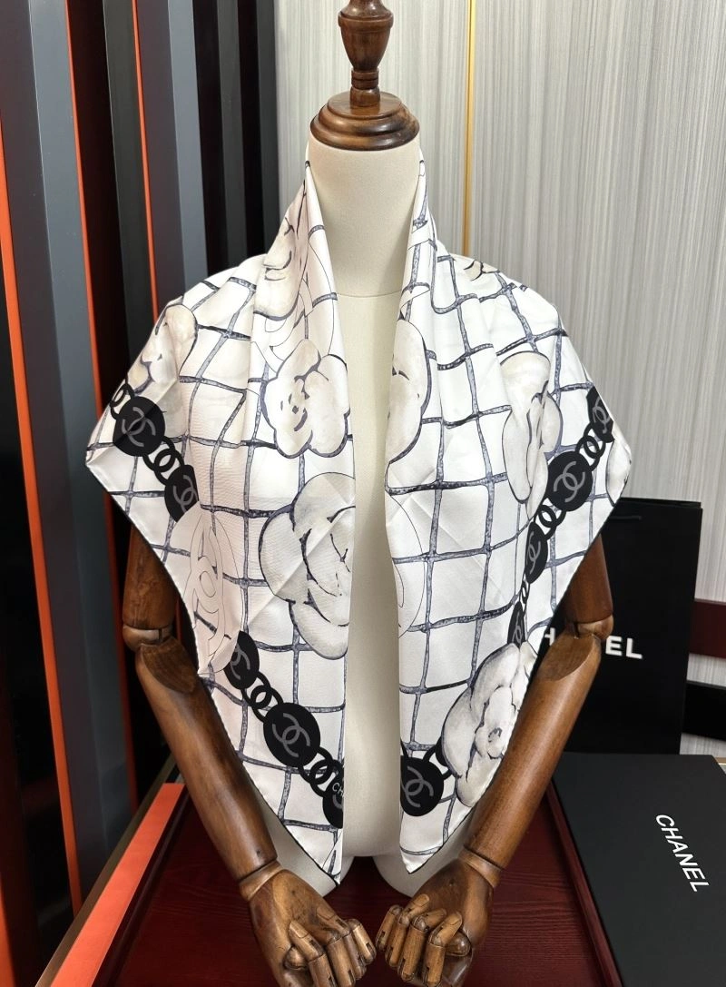 Chanel Scarf Casual 271990