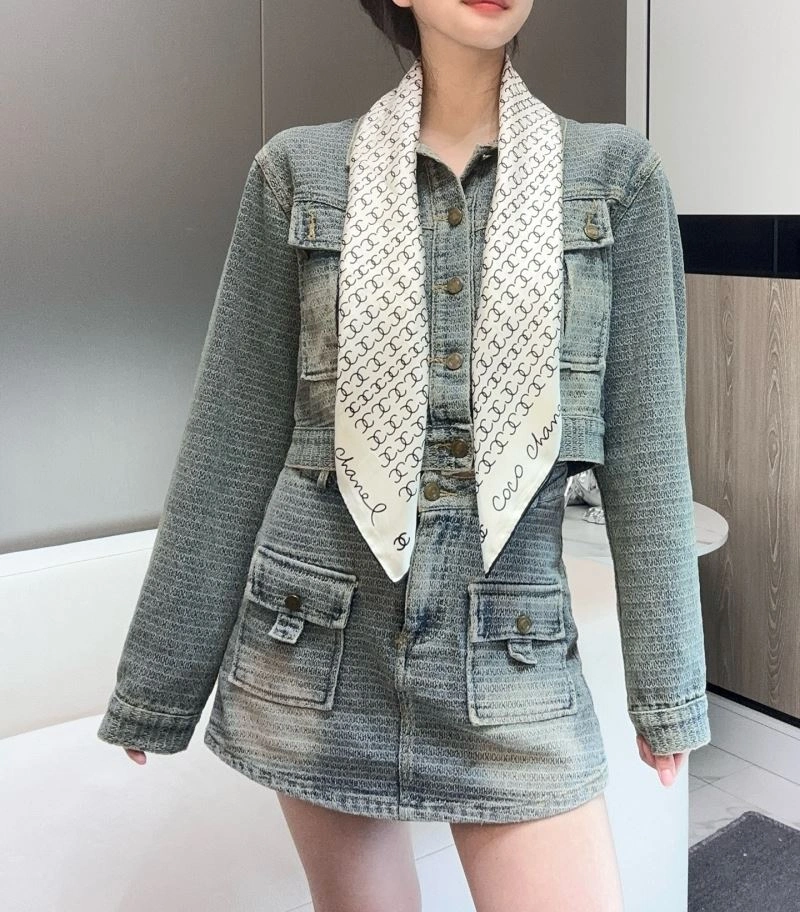 Chanel Scarf Snug 271988