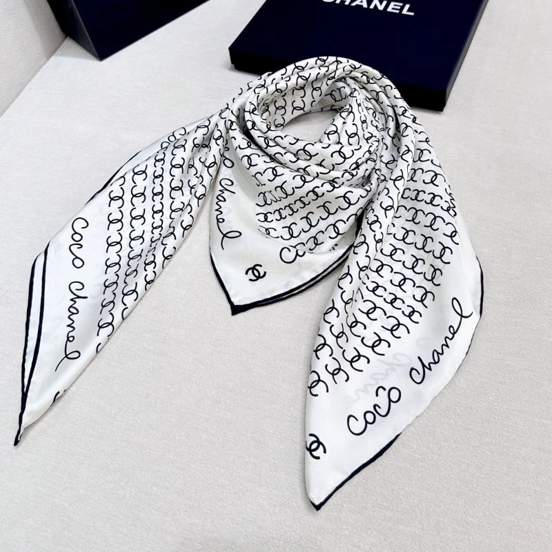 Chanel Scarf Snug 271988