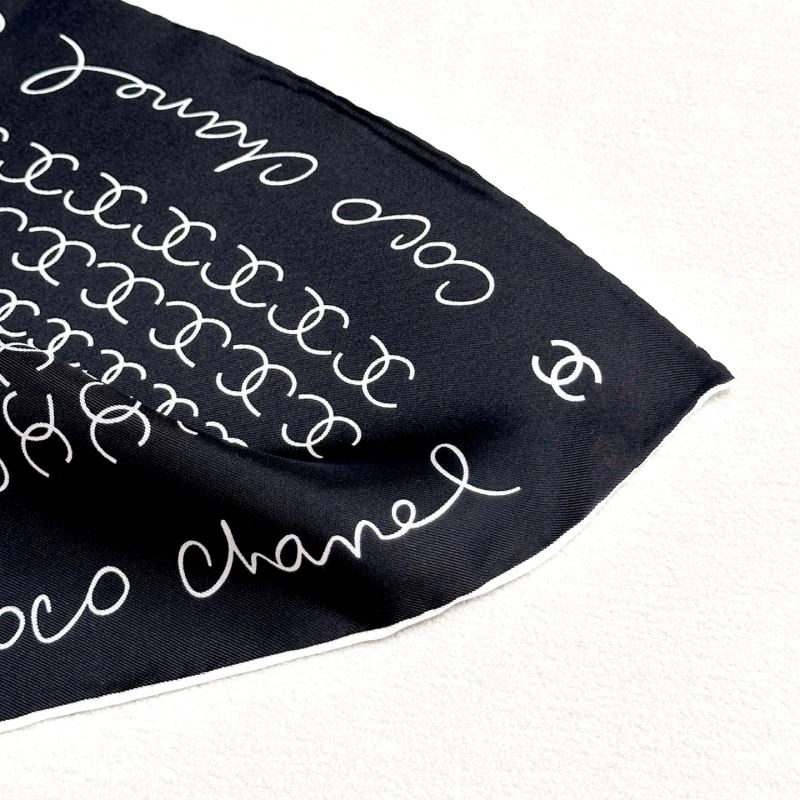 Casual Chanel Scarf 271986