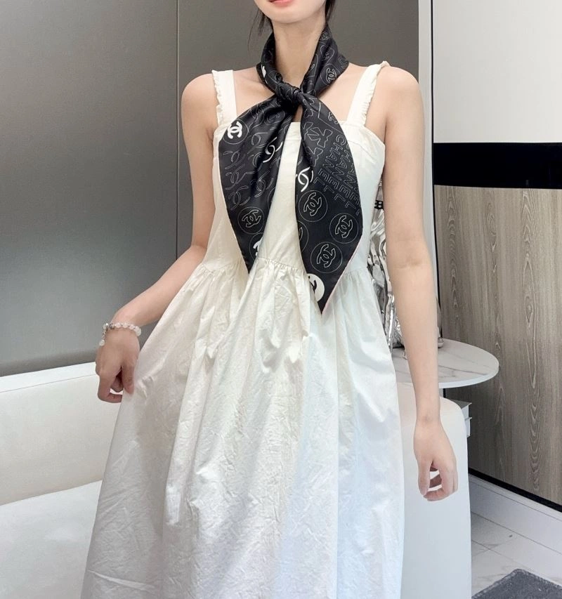 RelaxedFit Chanel Scarf 271970
