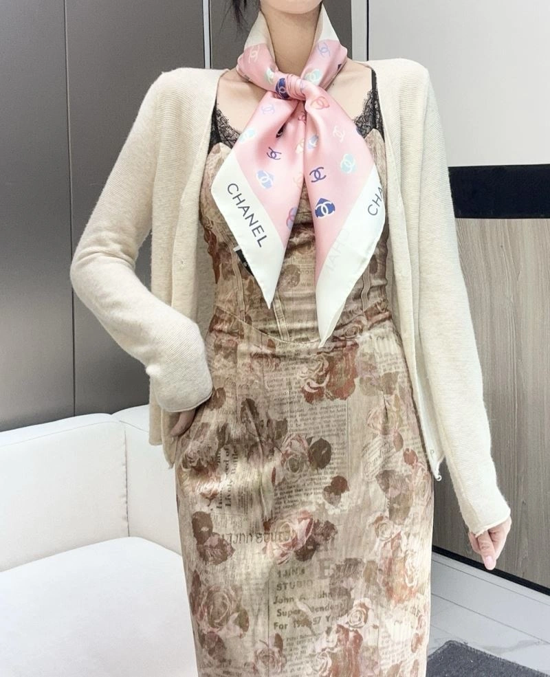 Chanel Scarf Vibrant 271965
