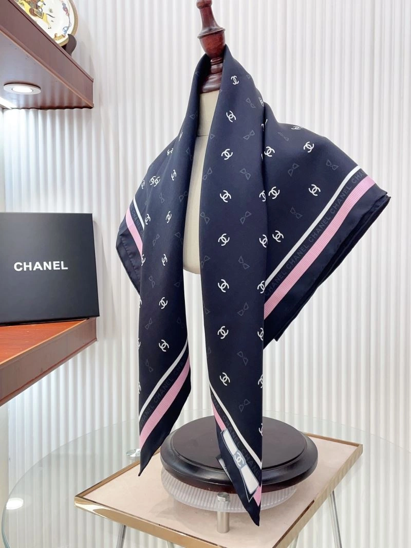 UrbanChic Chanel Scarf 271983