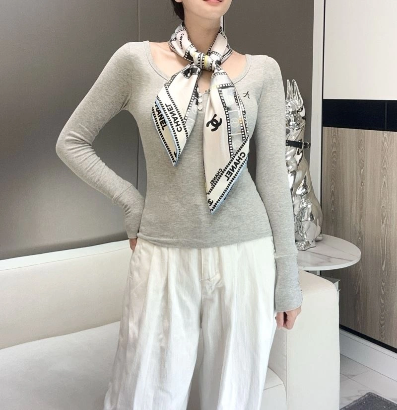 SoftTouch Chanel Scarf 271950