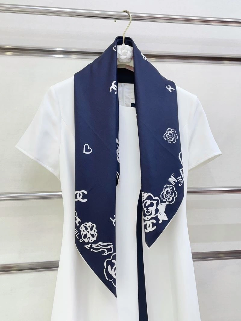 Chic Chanel Scarf 271949