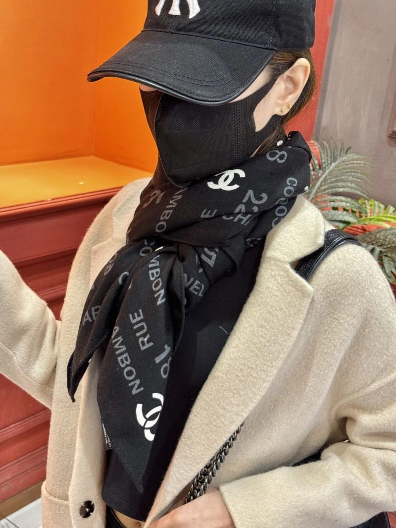 FlexibleFit Chanel Scarf 271923