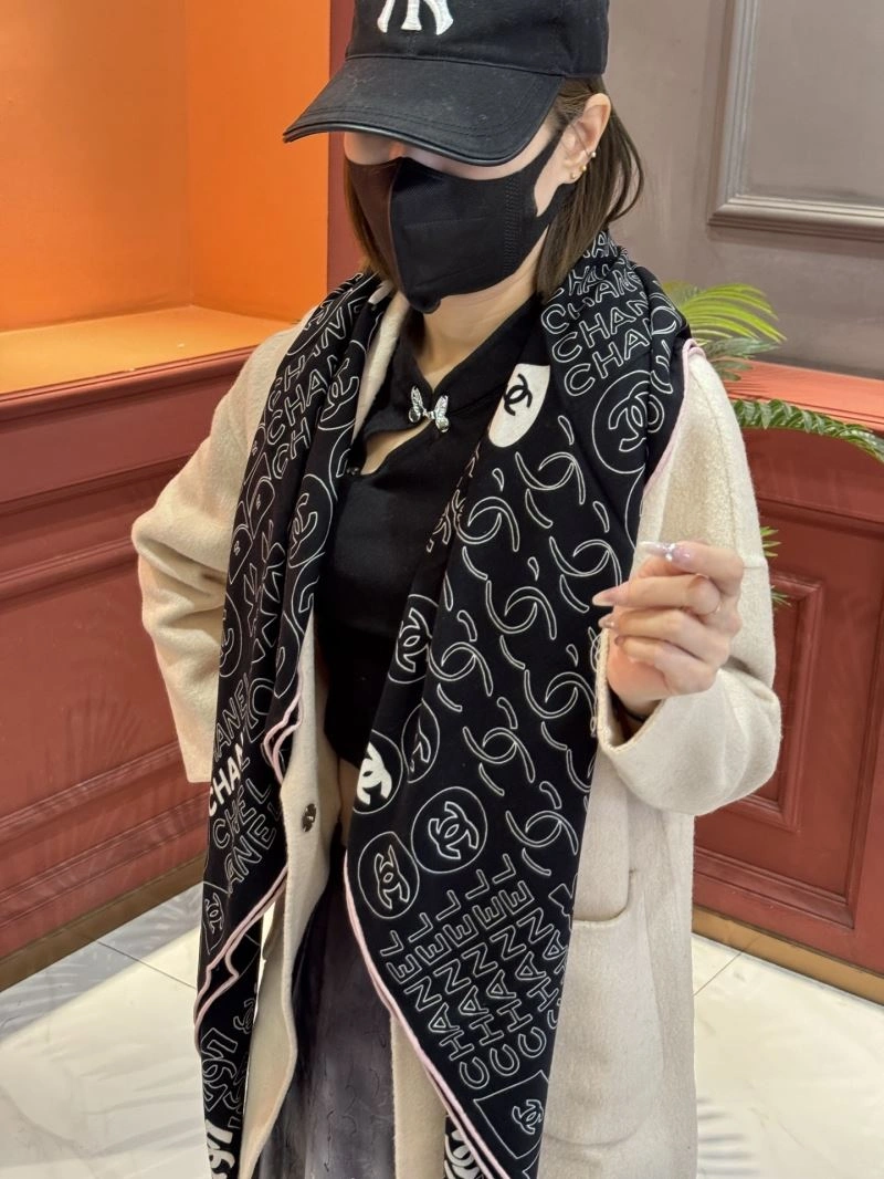 Functional Chanel Scarf 271915