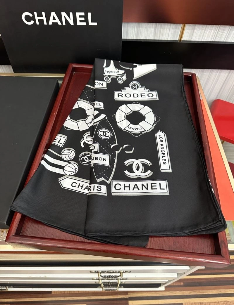 Effortless Chanel Scarf 271912