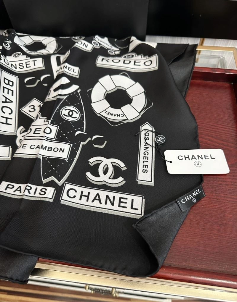 Effortless Chanel Scarf 271912