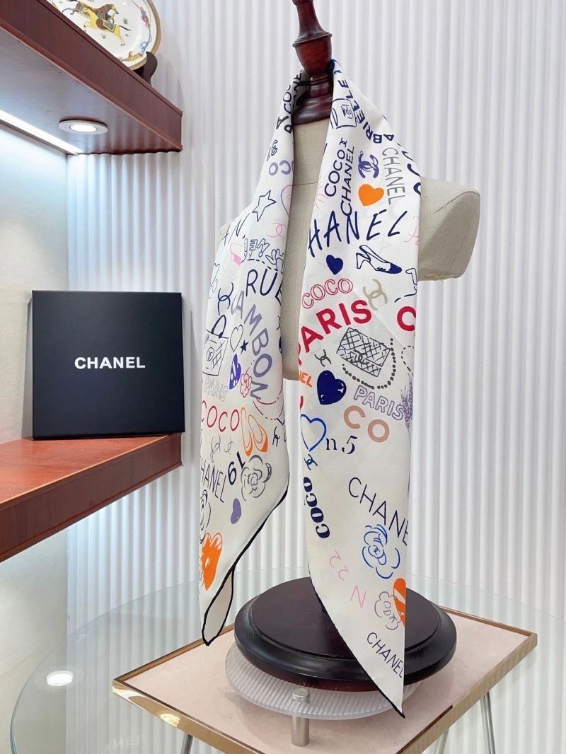 Chanel Scarf Snug 271906