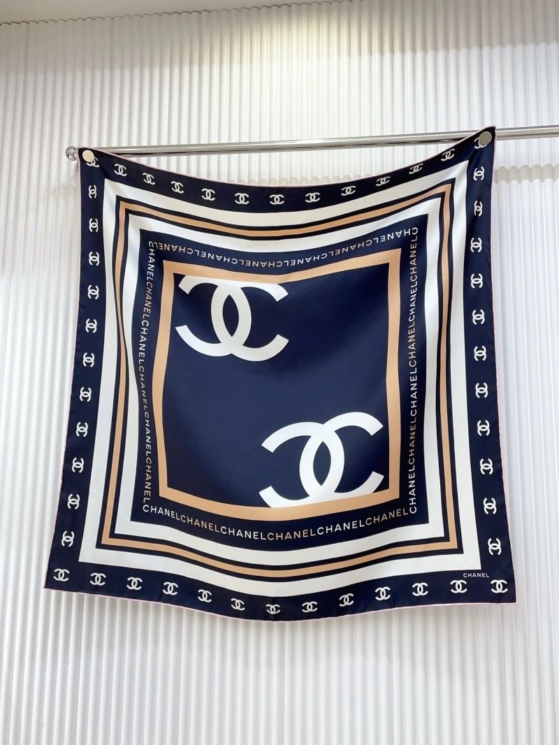 Effortless Chanel Scarf 271884