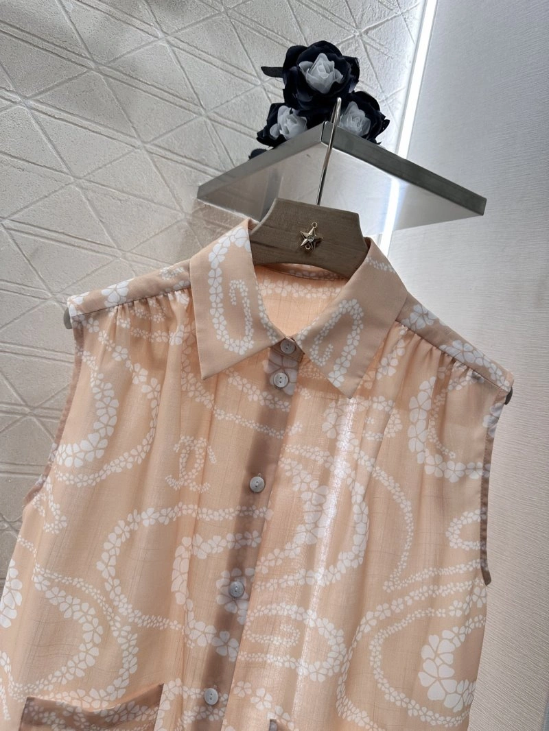 Minimalist Chanel Shirts 108810