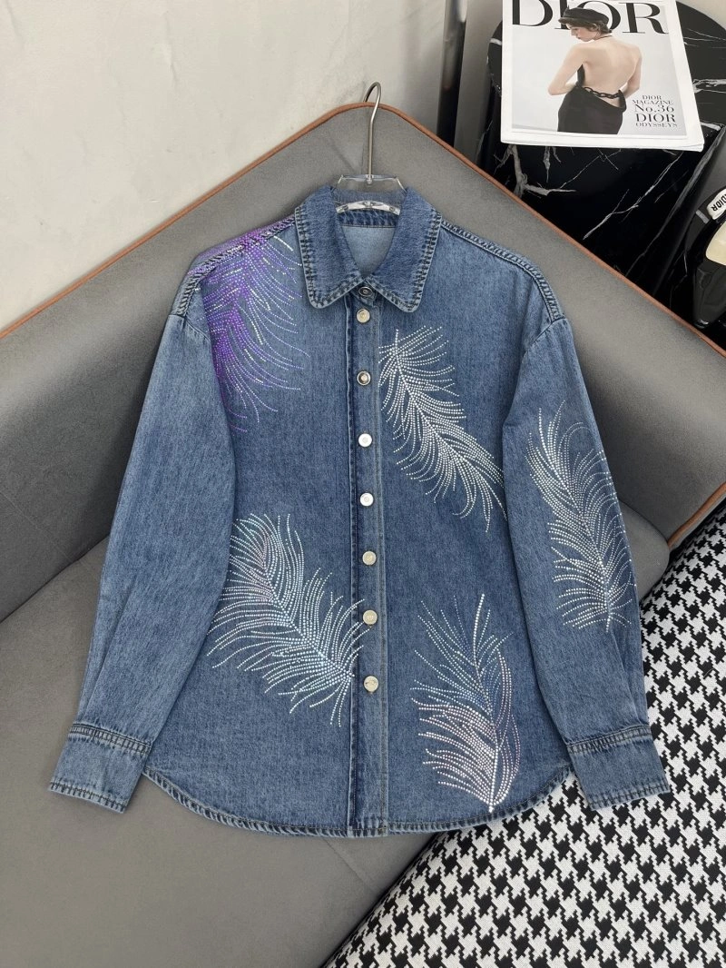 Minimalist Chanel Shirts 108796