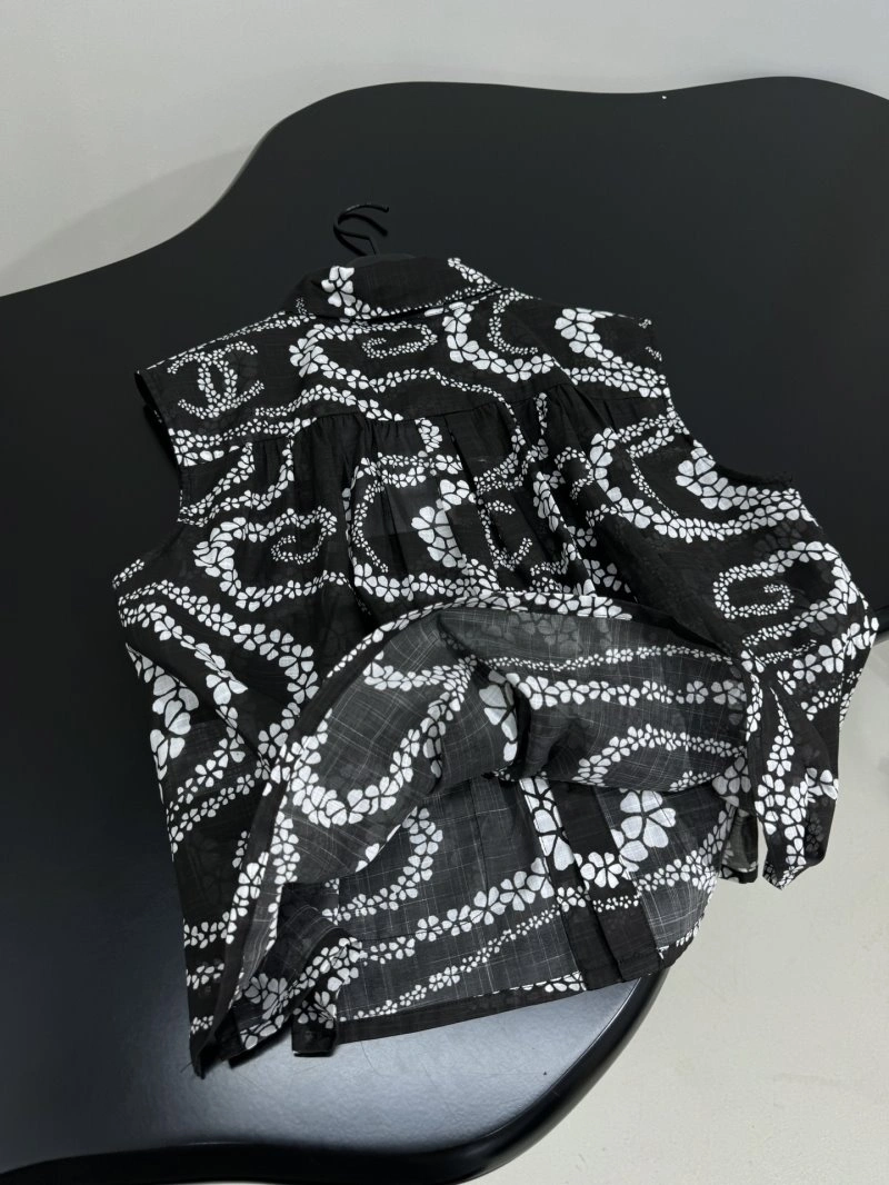 Sustainable Chanel Shirts 110445