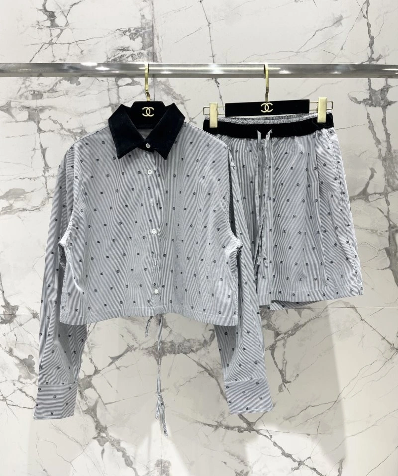 Stretchable Chanel Shirts 108112
