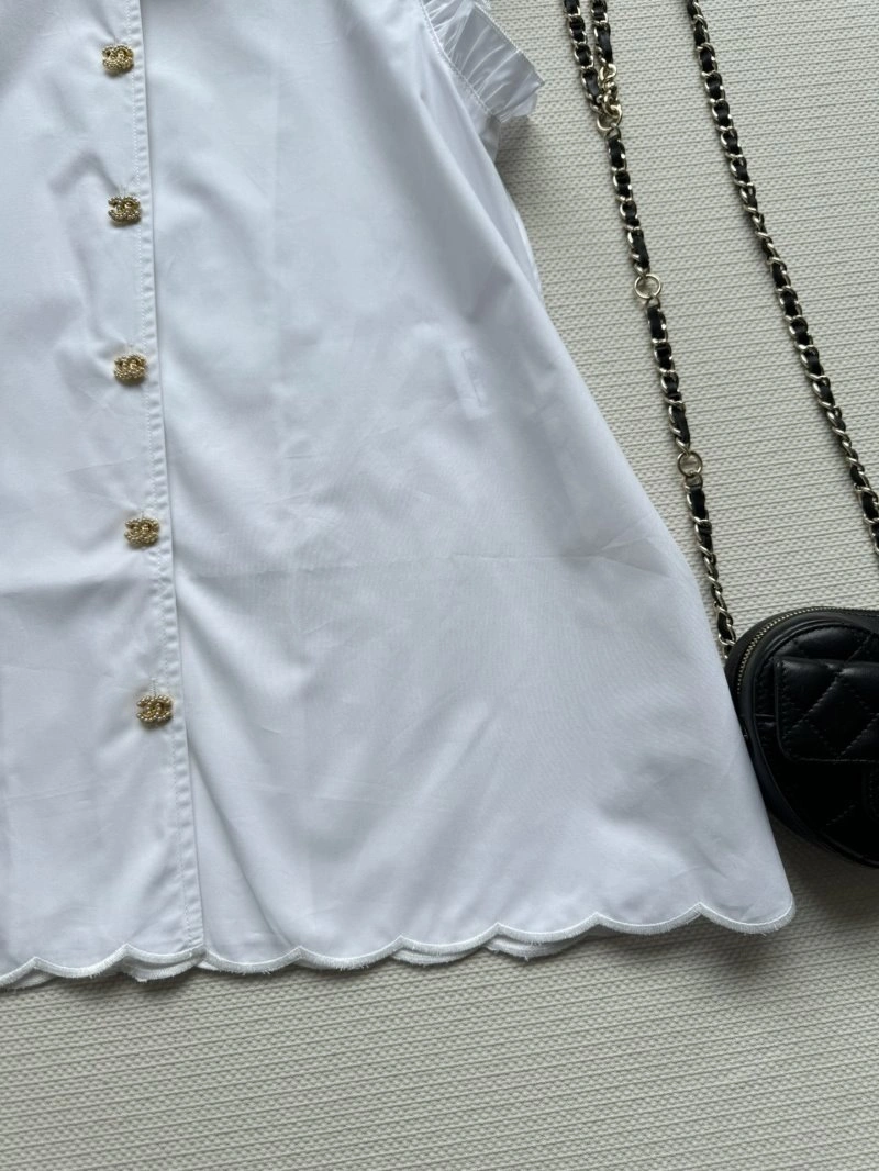 Lightweight Chanel Shirts 108125