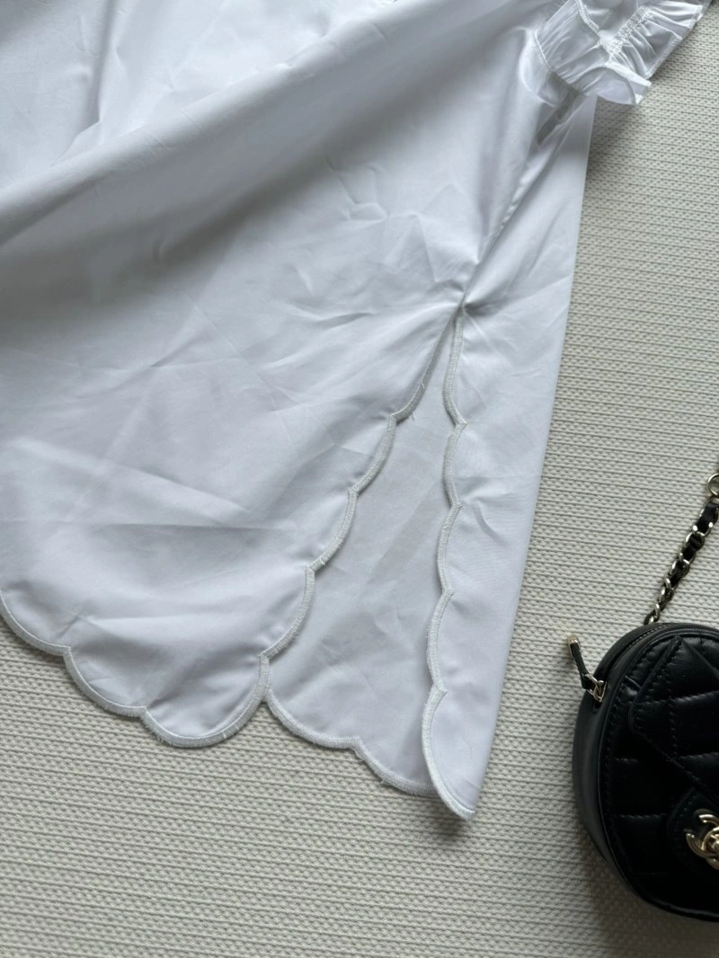 Lightweight Chanel Shirts 108125