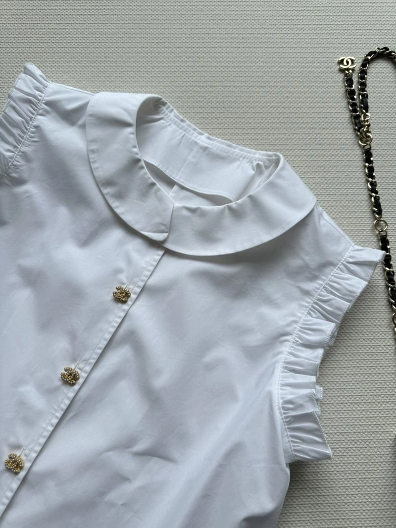 Lightweight Chanel Shirts 108125