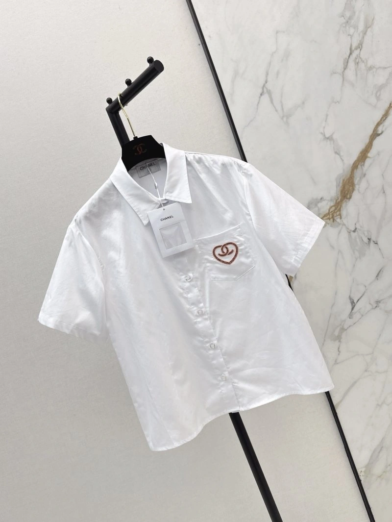 Trendsetting Chanel Shirts 108100