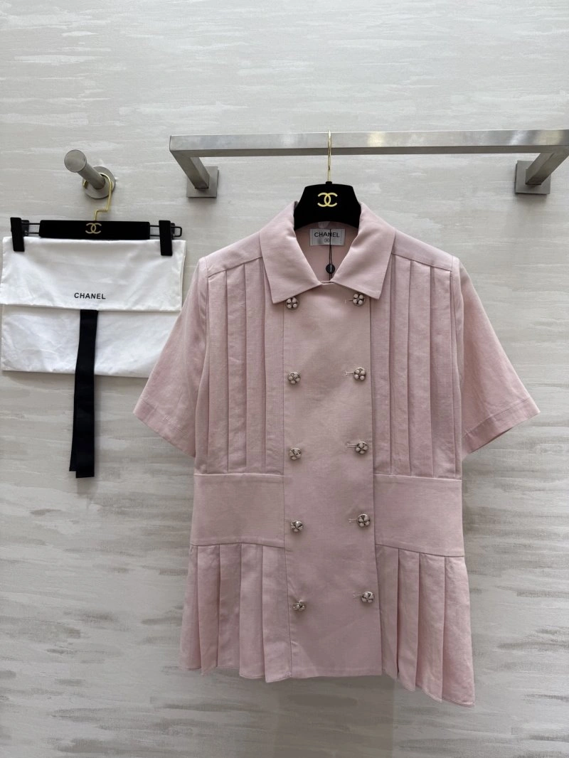 Bright Chanel Shirts 109780