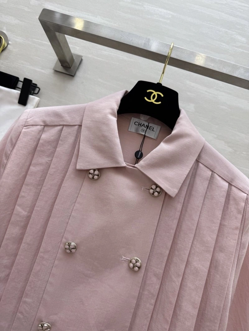 Bright Chanel Shirts 109780